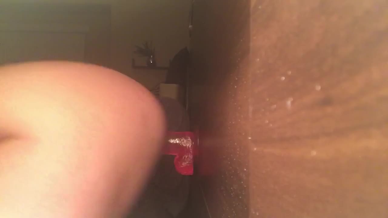 Bouncing Ass and Tight Wet Pussy Pull Suction Cup Dildo off Headboard